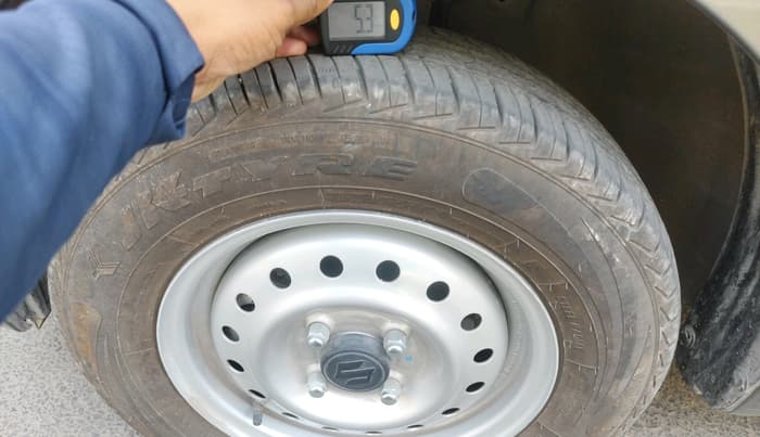 2025 Maruti New Wagon-R LXI CNG 1.0, CNG, Manual, 7,675 km, tyre