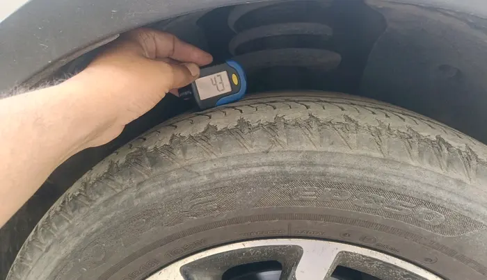 2018 Mahindra XUV500 W11 AT, Diesel, Automatic, 95,924 km, tyre