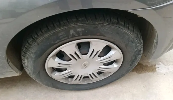 2014 Mahindra Verito 1.5 D4, Diesel, Manual, 81,222 km, tyre