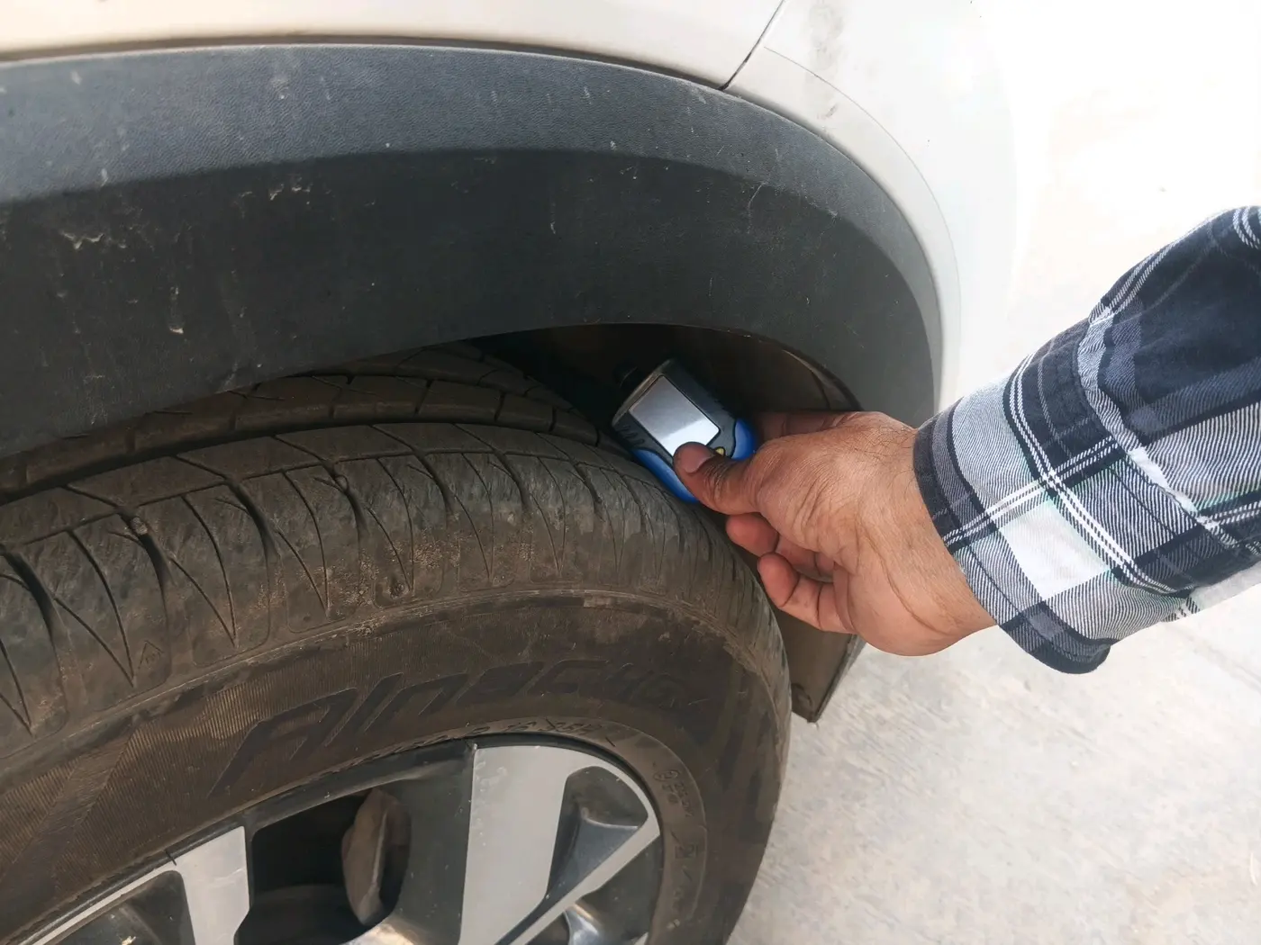 2022 KIA SONET HTX 1.5 AT, Diesel, Automatic, 83,752 km, tyre