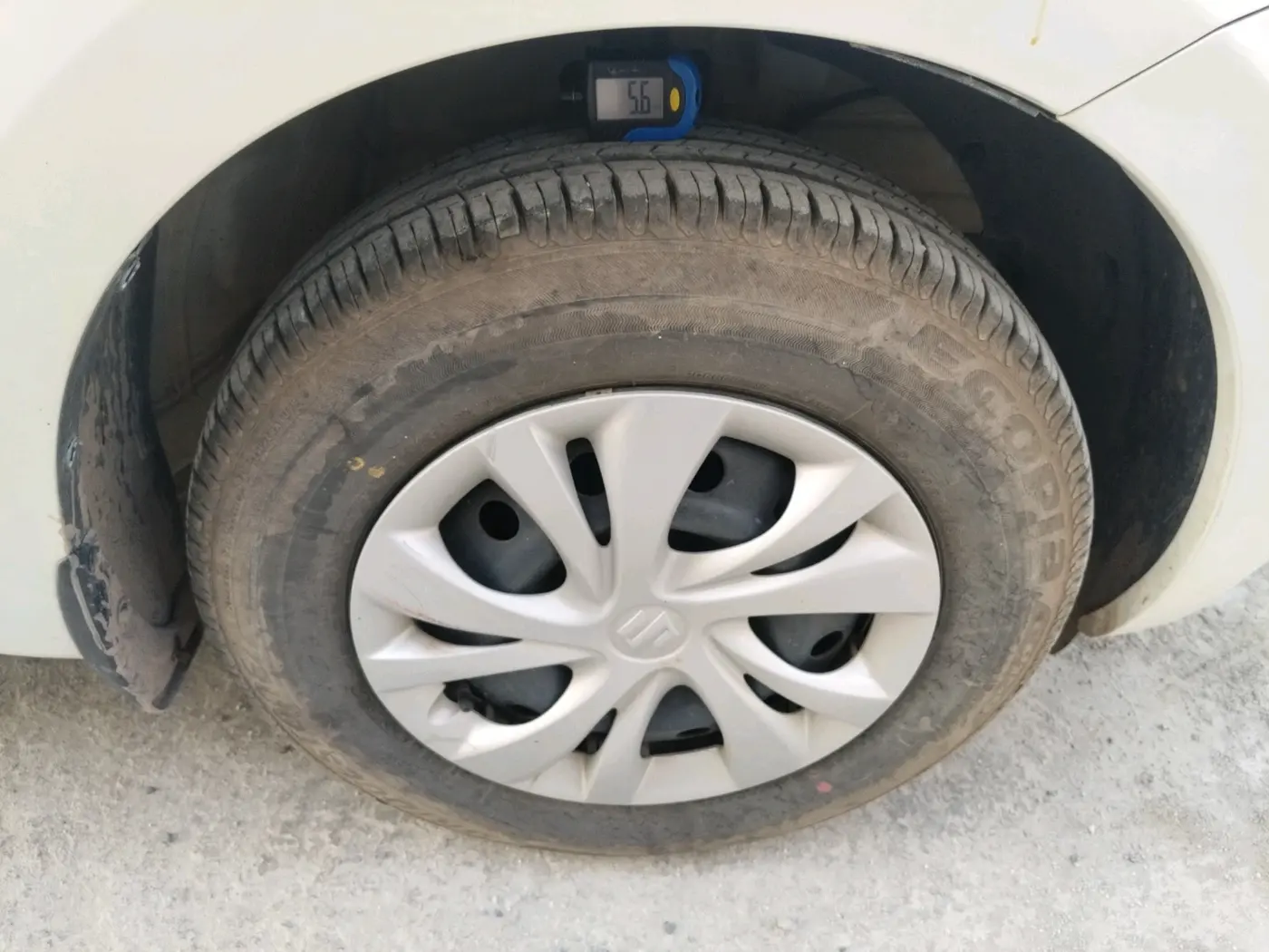 2023 Maruti Swift VXI, Petrol, Manual, 11,232 km, tyre