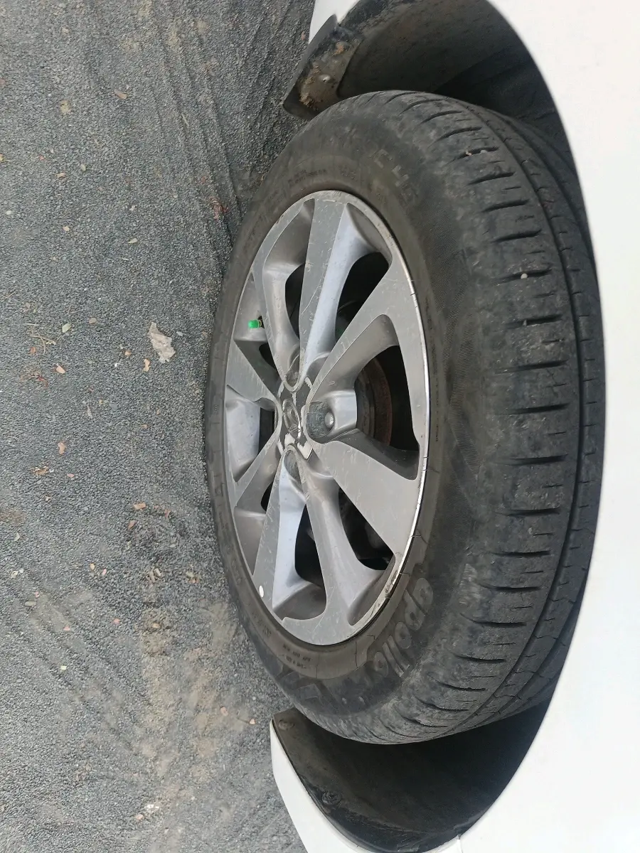 2017 Hyundai Elite i20 ASTA 1.2, Petrol, Manual, 51,583 km, tyre