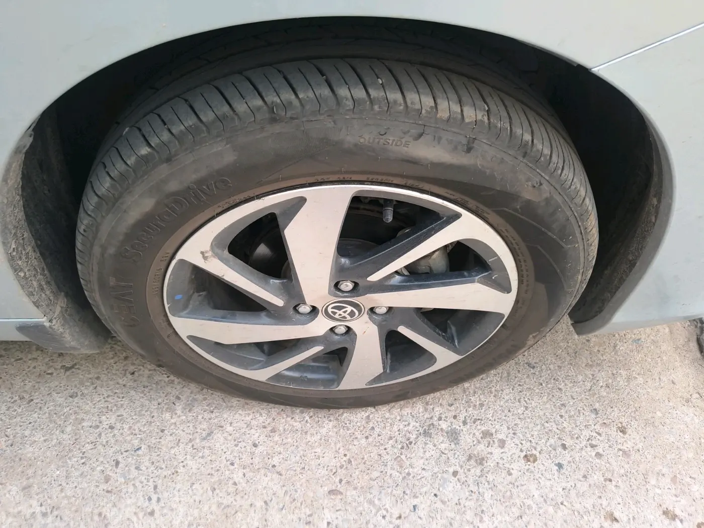 2023 Toyota Glanza G, Petrol, Manual, 78,224 km, tyre