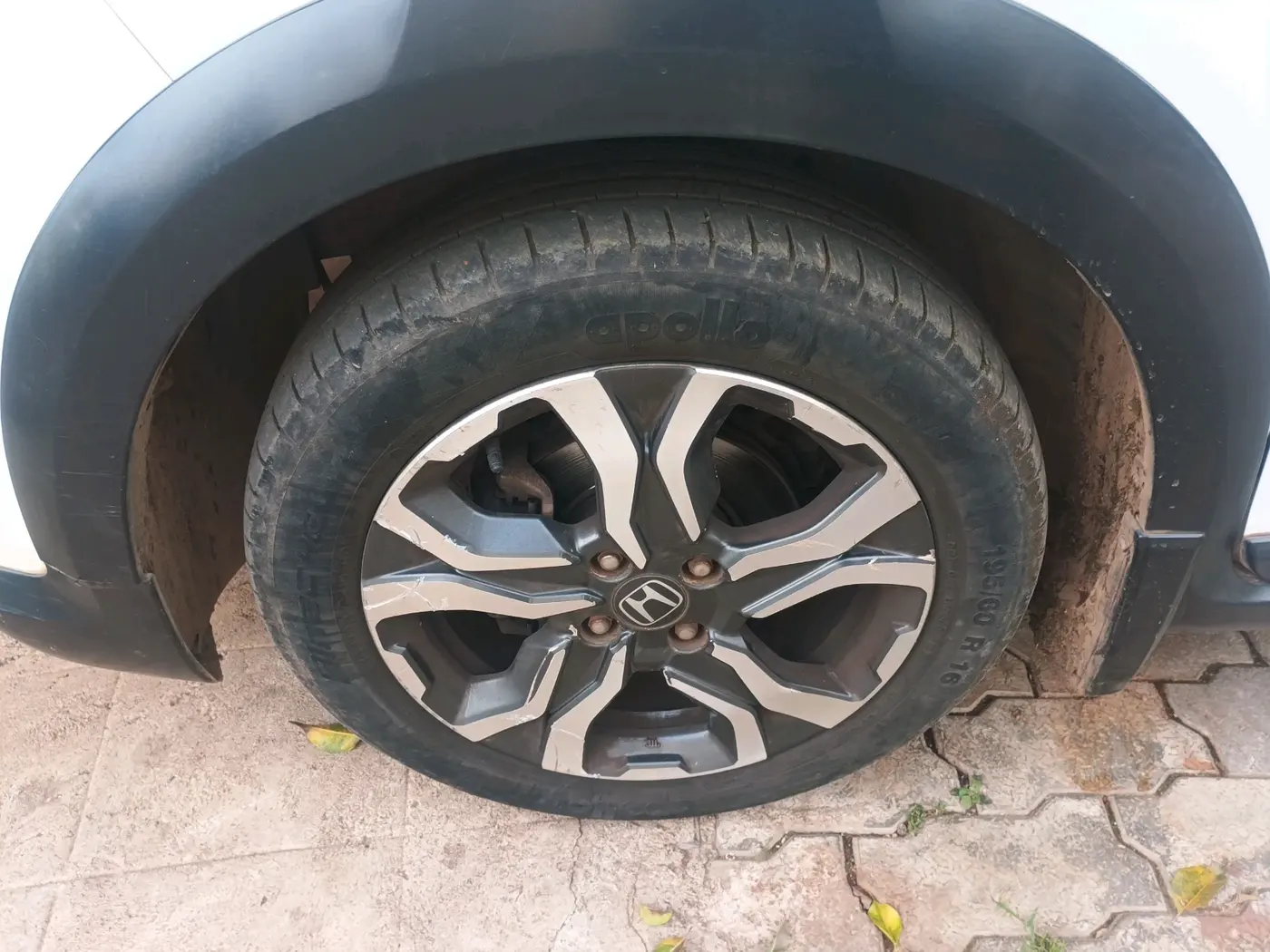 2018 Honda WR-V 1.2L I-VTEC VX MT, Petrol, Manual, 1,30,226 km, tyre