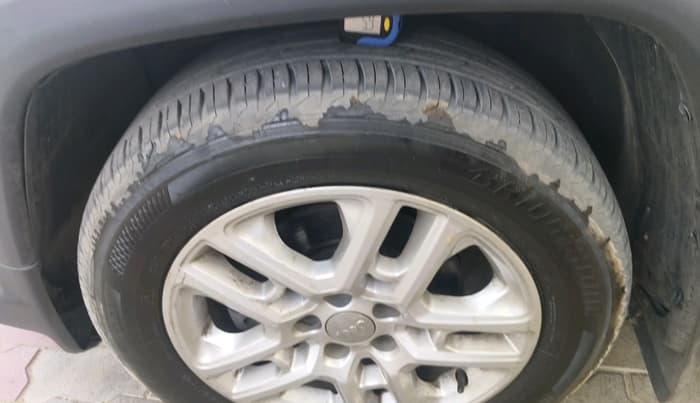2018 Jeep Compass LIMITED (O) 2.0 DIESEL, Diesel, Manual, 97,991 km, tyre