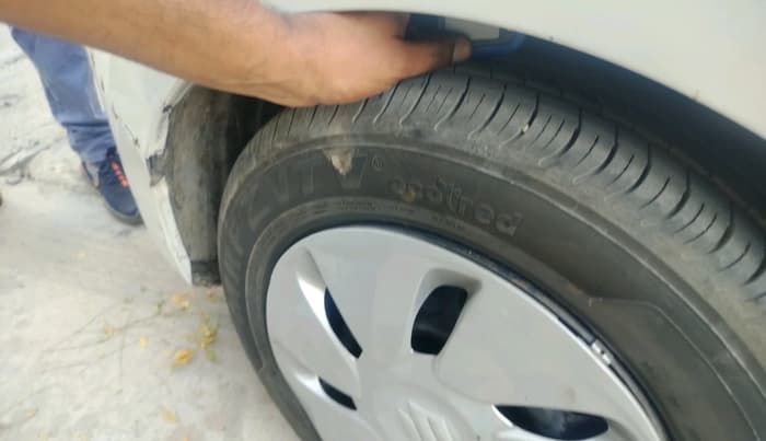 2017 Maruti Celerio VXI, Petrol, Manual, 1,52,060 km, tyre