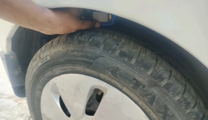 2017 Maruti Celerio VXI, Petrol, Manual, 1,52,060 km, tyre