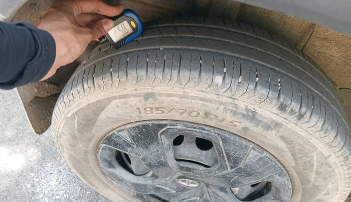 2023 Tata PUNCH ADVENTURE RHYTHM PACK MT, Petrol, Manual, 31,368 km, tyre