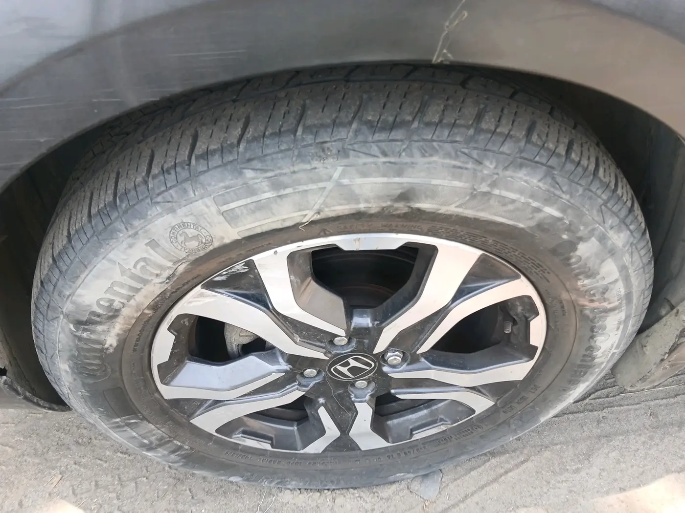 2017 Honda WR-V 1.2L I-VTEC VX MT, Petrol, Manual, 89,000 km, tyre