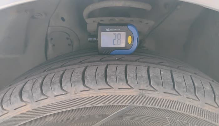 2019 Hyundai Elite i20 ASTA (O) CVT, CNG, Automatic, 74,746 km, tyre
