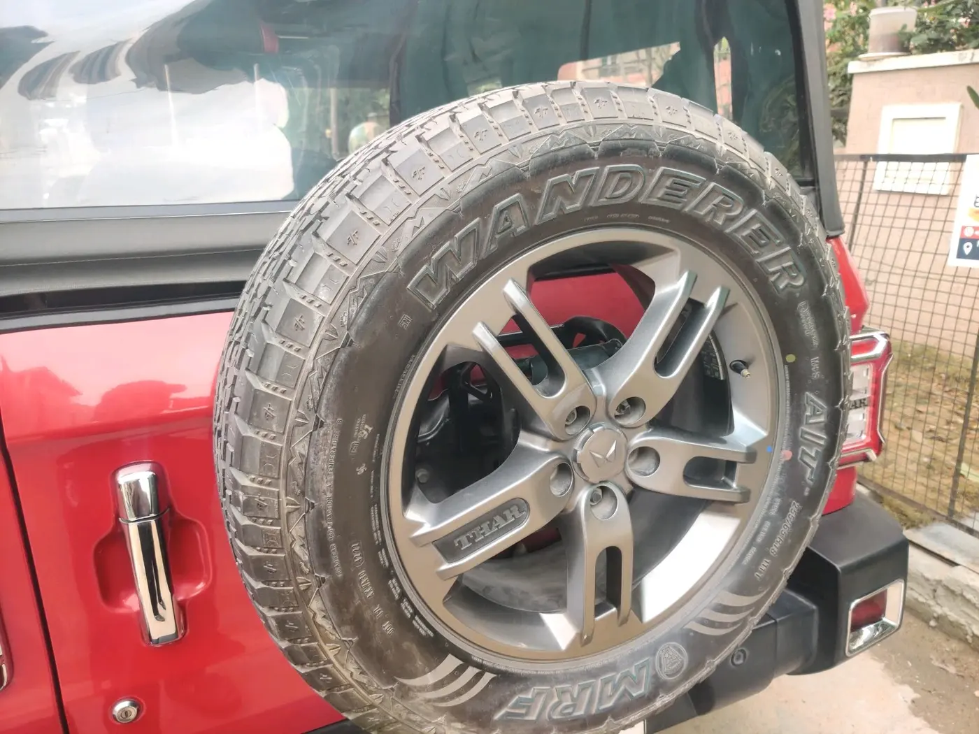 2022 Mahindra Thar LX D 4WD MT CONVERTIBLE, Diesel, Manual, 46,979 km, tyre