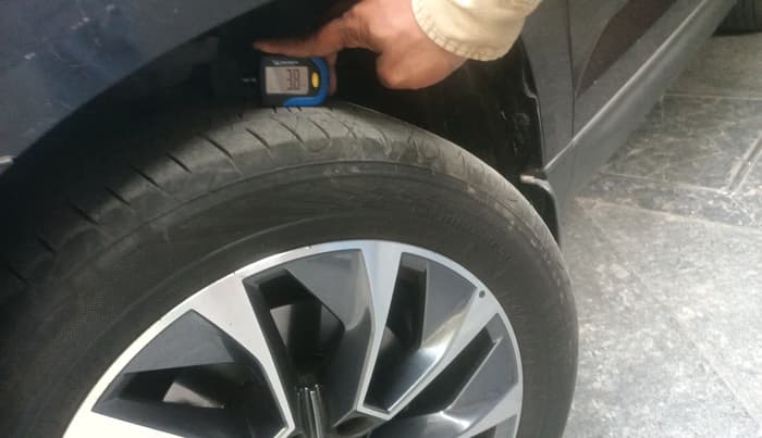 2020 Skoda Karoq STYLE 1.5 TSI AT, Petrol, Automatic, 50,233 km, tyre