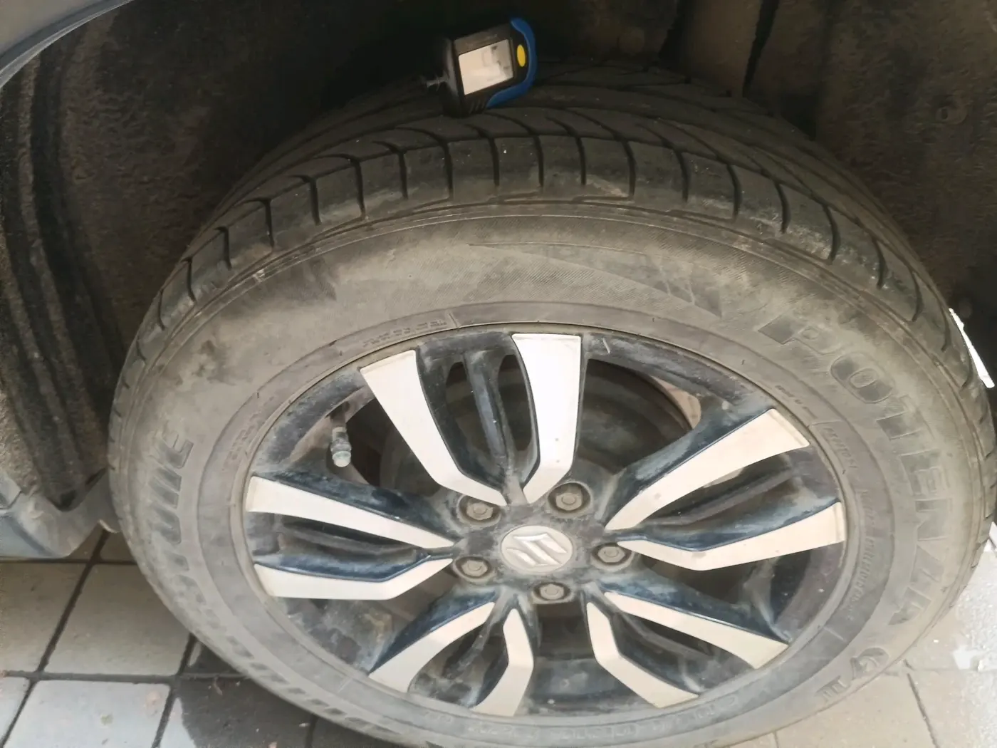2016 Maruti Vitara Brezza VDI, Diesel, Manual, 93,691 km, tyre
