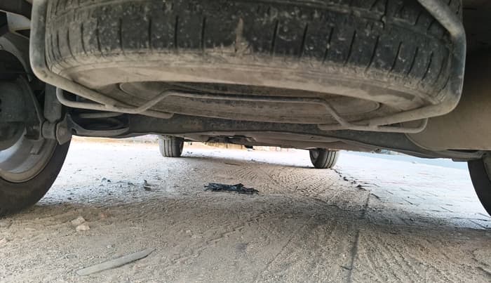2021 Maruti Ertiga VXI CNG, CNG, Manual, 1,74,857 km, tyre