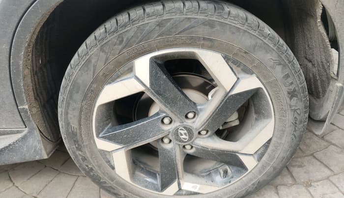 2024 Hyundai ALCAZAR 1.5 SIGNATURE (O) TURBO DCT 7, Petrol, Automatic, 16,837 km, tyre
