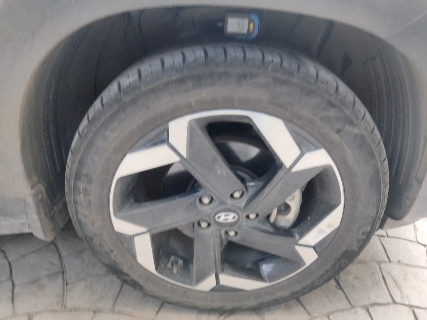 2024 Hyundai ALCAZAR 1.5 SIGNATURE (O) TURBO DCT 7, Petrol, Automatic, 16,837 km, tyre