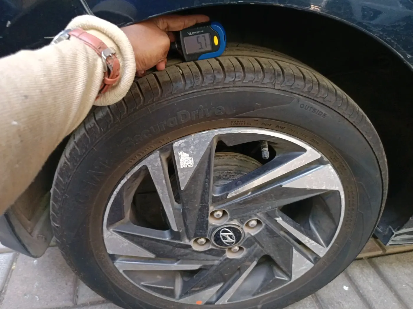 2021 Hyundai NEW I20 ASTA 1.2 AT, Petrol, Automatic, 20,160 km, tyre