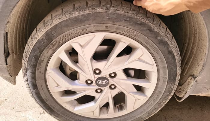 2022 Hyundai Creta SX 1.5 DIESEL, Diesel, Manual, 82,717 km, tyre