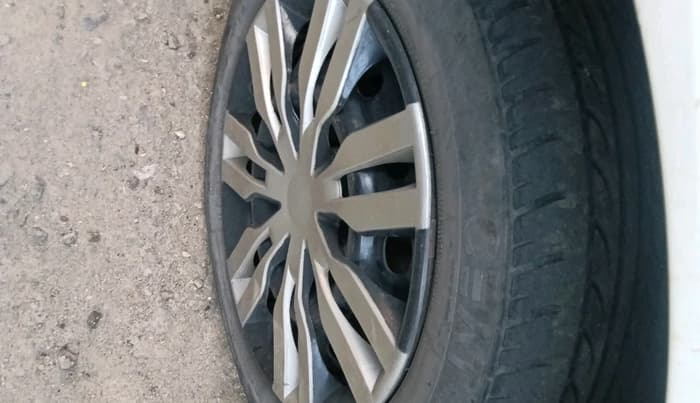 2011 Tata Indigo ECS LS CR4, Diesel, Manual, 1,15,488 km, tyre