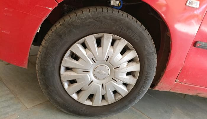 2013 Chevrolet Sail UVA 1.2 LS, CNG, Manual, 93,252 km, tyre
