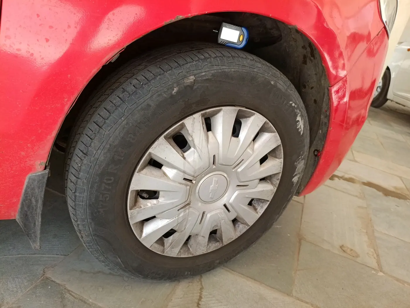 2013 Chevrolet Sail UVA 1.2 LS, CNG, Manual, 93,252 km, tyre