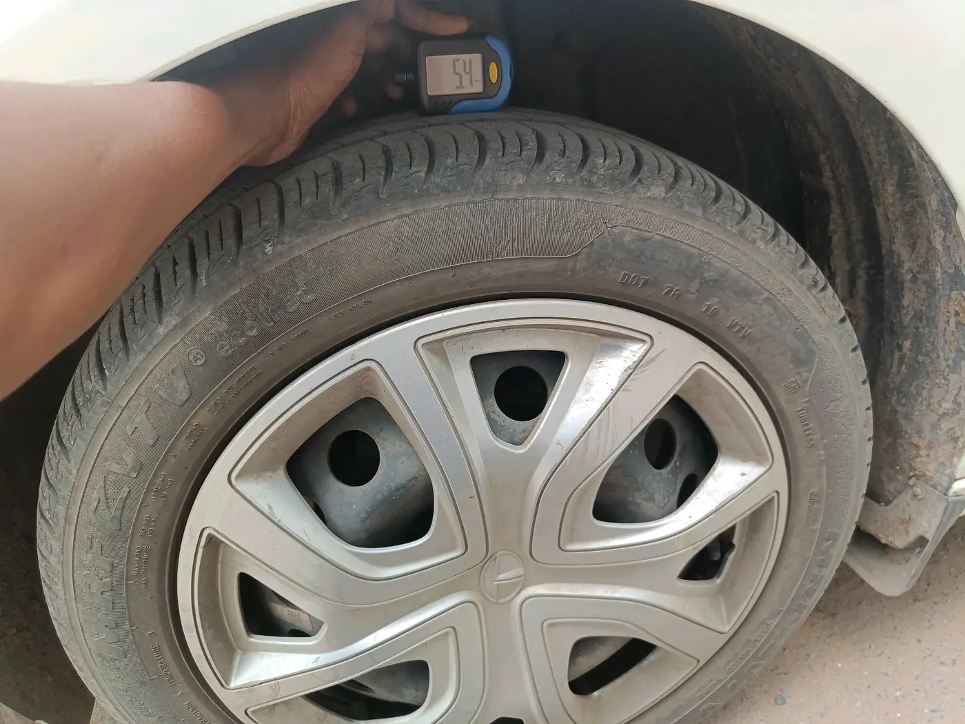 2020 Tata ALTROZ XT PETROL, Petrol, Manual, 31,183 km, tyre