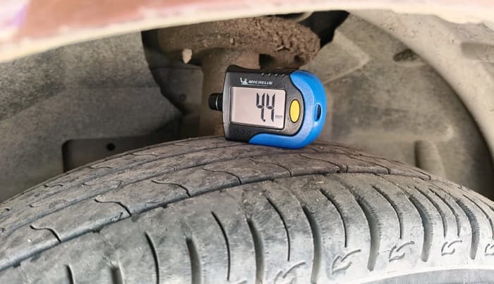2019 Ford Ecosport TITANIUM 1.5L DIESEL, Diesel, Manual, 1,11,503 km, tyre
