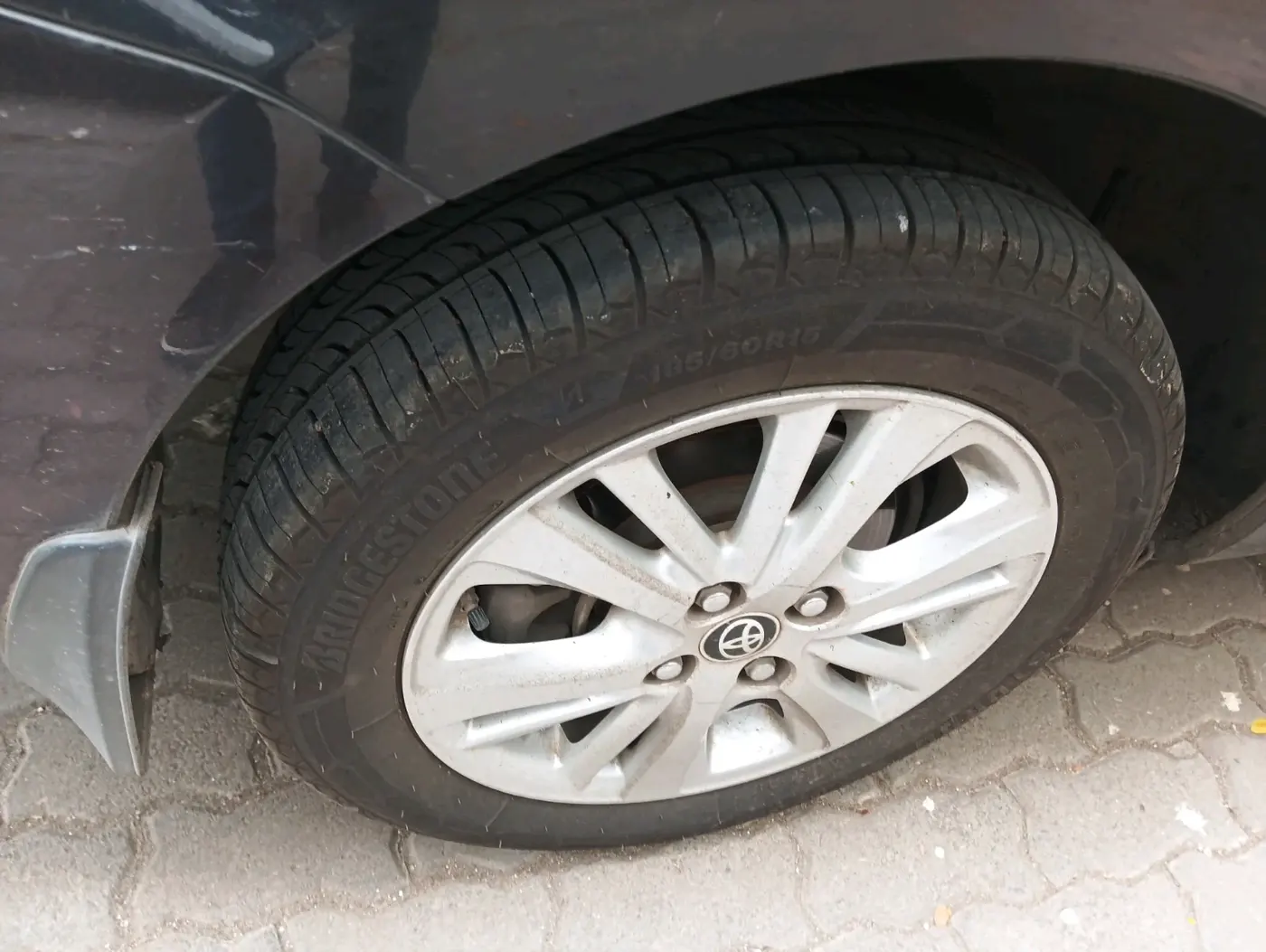 2020 Toyota YARIS VX CVT, Petrol, Automatic, 49,471 km, tyre