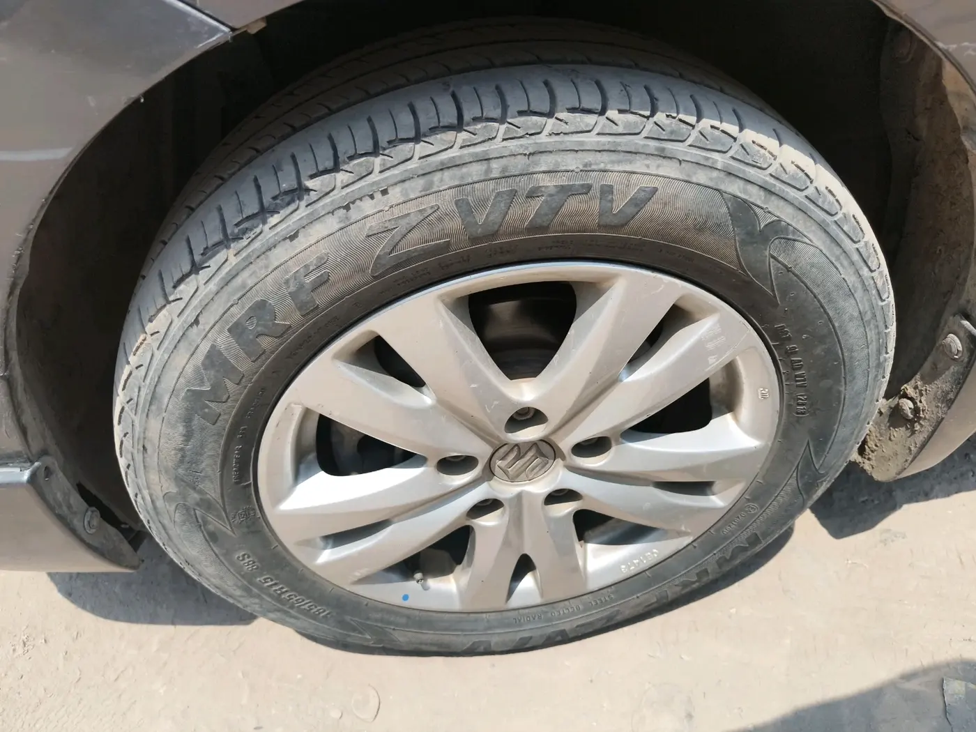 2018 Maruti Ertiga VDI SHVS, Diesel, Manual, 97,883 km, tyre