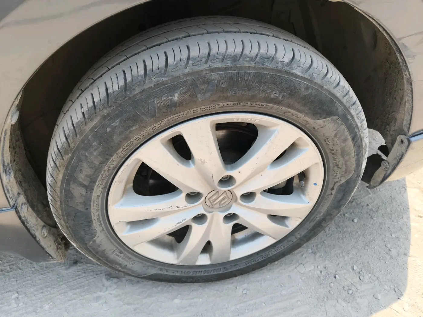 2018 Maruti Ertiga VDI SHVS, Diesel, Manual, 97,883 km, tyre