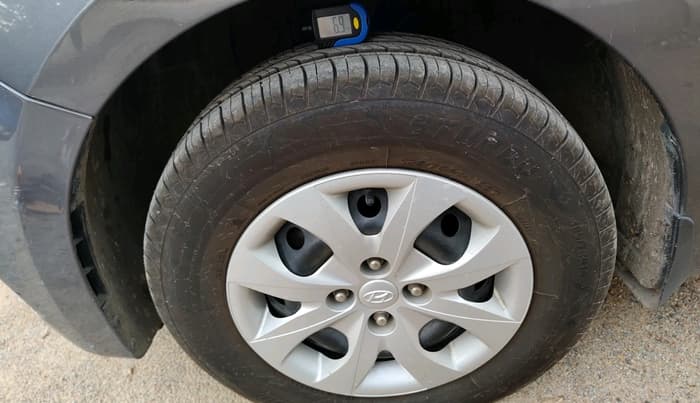2019 Hyundai Elite i20 MAGNA PLUS 1.2, Petrol, Manual, 40,864 km, tyre
