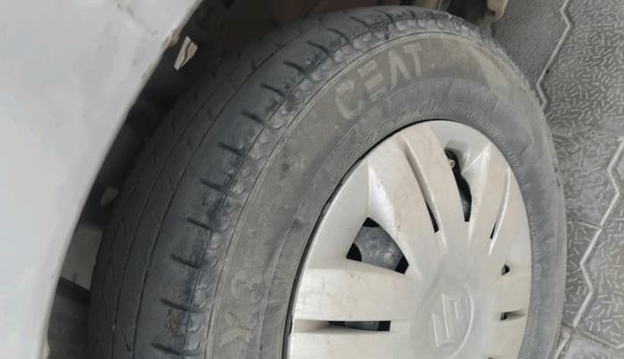 2014 Maruti Alto 800 VXI, Petrol, Manual, 69,892 km, tyre