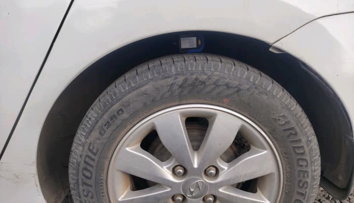 2014 Hyundai Xcent SX 1.2, Petrol, Manual, 84,546 km, tyre