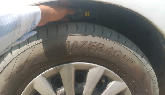2016 Maruti Ritz LXI, CNG, Manual, 1,00,523 km, tyre