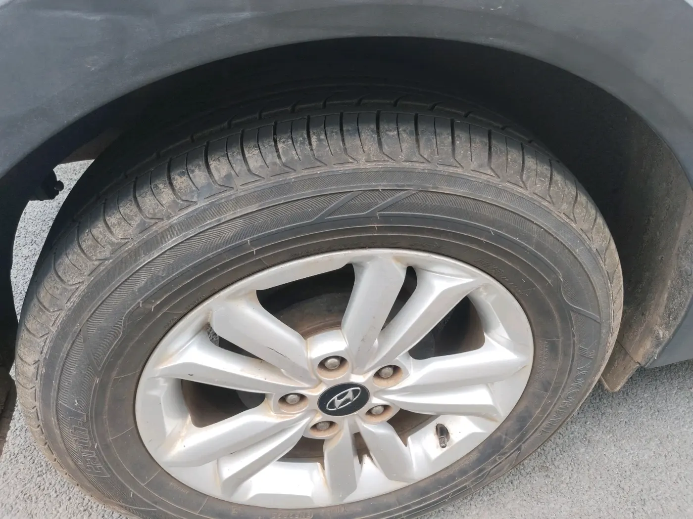 2015 Hyundai Creta SX PLUS 1.6 PETROL, Petrol, Manual, 96,079 km, tyre