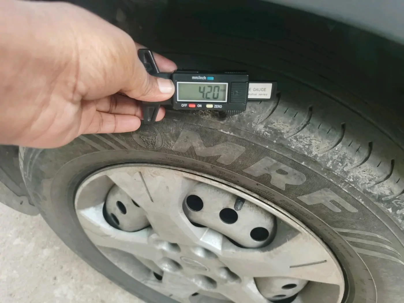 2022 Mahindra XUV300 W4 1.5 DIESEL, Diesel, Manual, 81,917 km, tyre