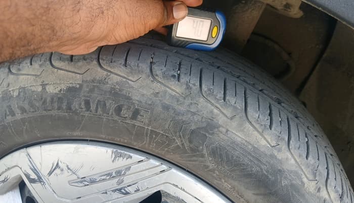 2023 Tata NEXON PURE 1.2 PETROL, Petrol, Manual, 44,407 km, tyre