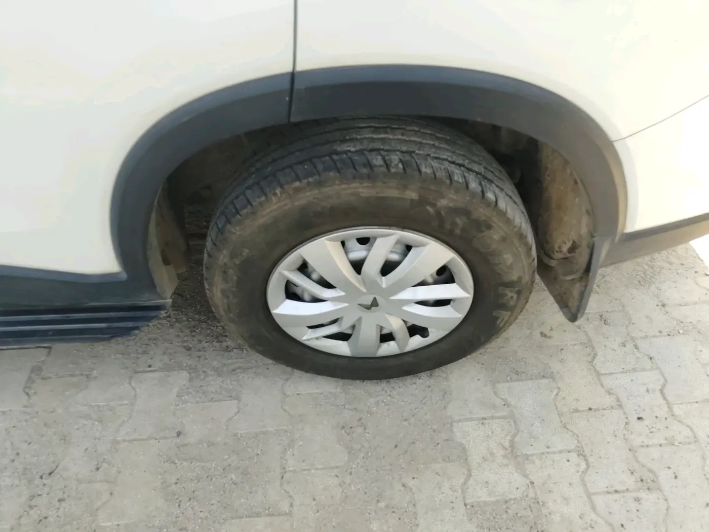 2025 Mahindra SCORPIO-N Z2 DIESEL MT 7 STR (E), Diesel, Manual, 16,714 km, tyre