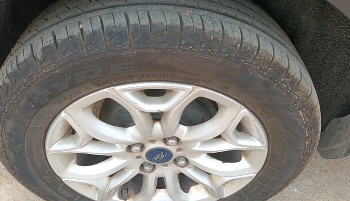 2016 Ford Ecosport TITANIUM 1.5L DIESEL, Diesel, Manual, 96,136 km, tyre