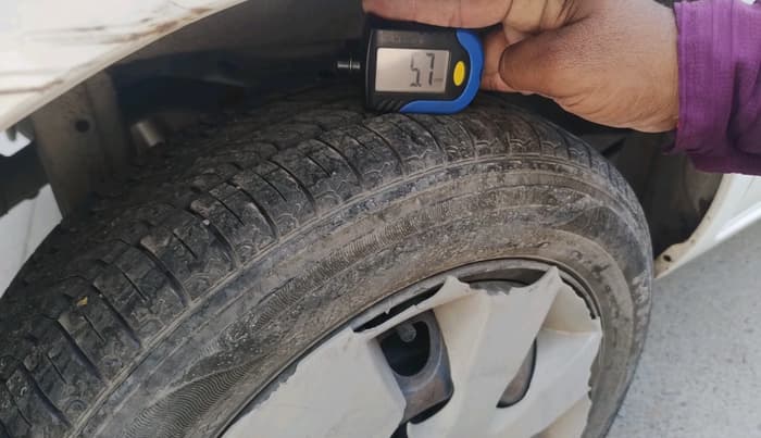 2015 Maruti Alto K10 VXI AMT, Petrol, Automatic, 42,698 km, tyre