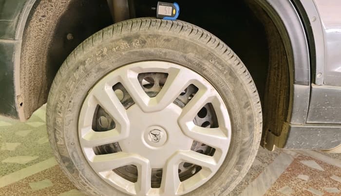 2018 Maruti Vitara Brezza VDI (O), Diesel, Manual, 67,034 km, tyre