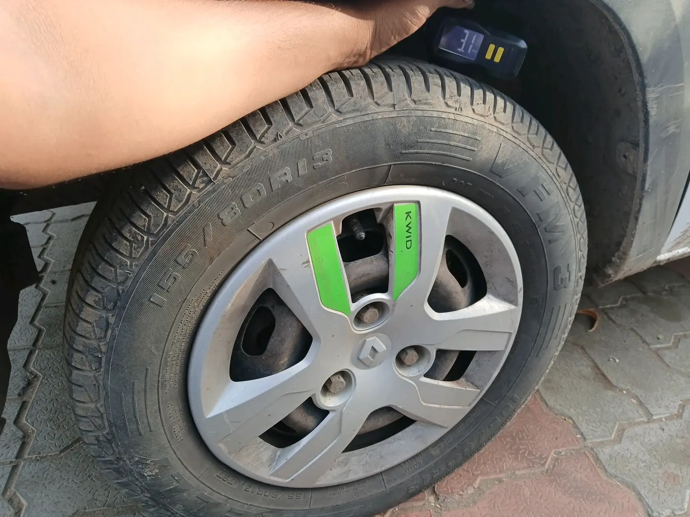 2018 Renault Kwid RXL, Petrol, Manual, 47,100 km, tyre