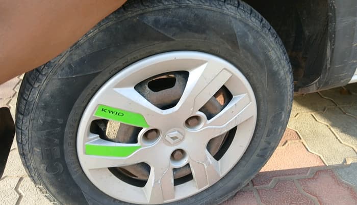 2018 Renault Kwid RXL, Petrol, Manual, 46,404 km, tyre