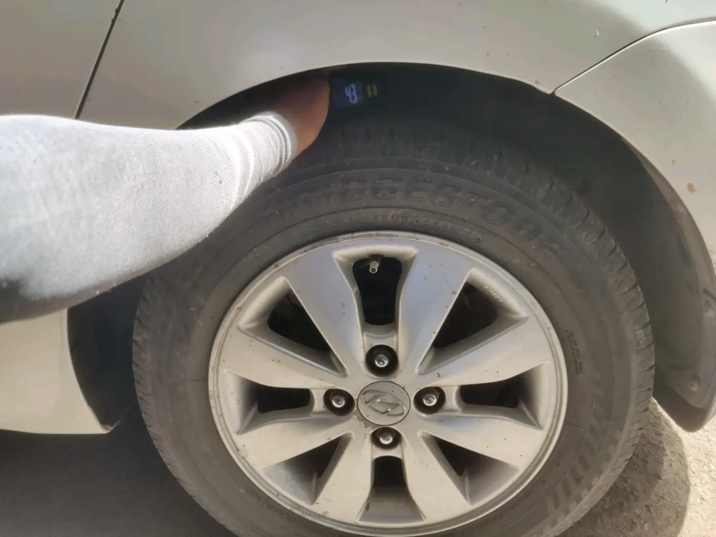 2014 Hyundai Xcent S 1.2, Petrol, Manual, 60,590 km, tyre