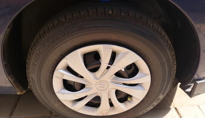 2024 Maruti Swift VXI, Petrol, Manual, 23,622 km, tyre