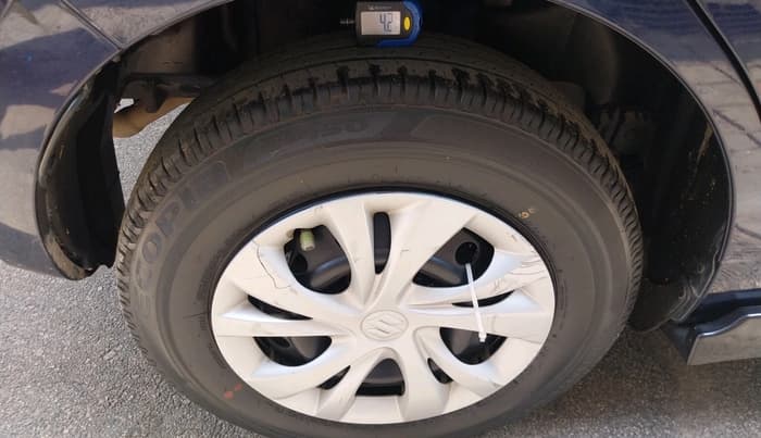 2024 Maruti Swift VXI, Petrol, Manual, 23,622 km, tyre
