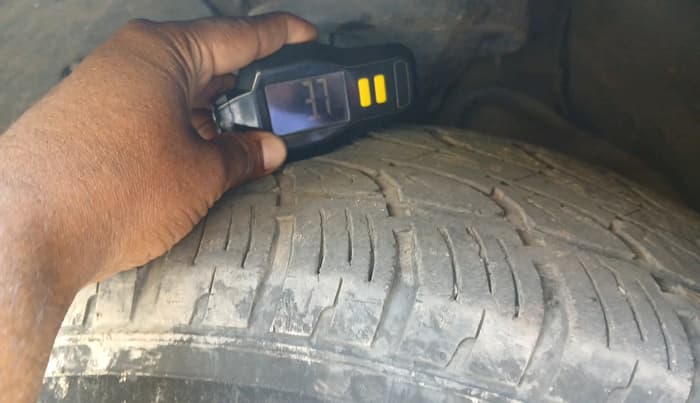 2012 Mahindra XUV500 W8, Diesel, Manual, 1,04,194 km, tyre