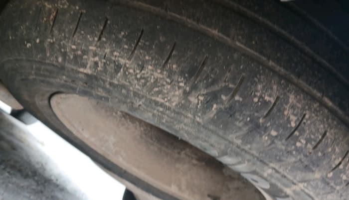 2012 Mahindra XUV500 W8, Diesel, Manual, 1,04,194 km, tyre