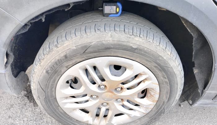 2022 KIA CARENS PRESTIGE 1.5 PETROL 7 STR, Petrol, Manual, 91,089 km, tyre