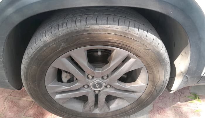2021 KIA SELTOS HTX 1.5 PETROL, Petrol, Manual, 82,667 km, tyre